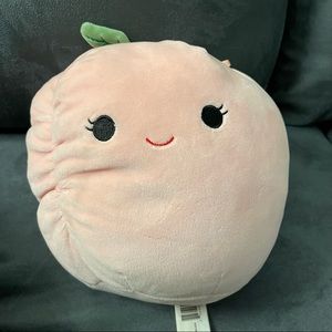 7 inch Peach squishmallow